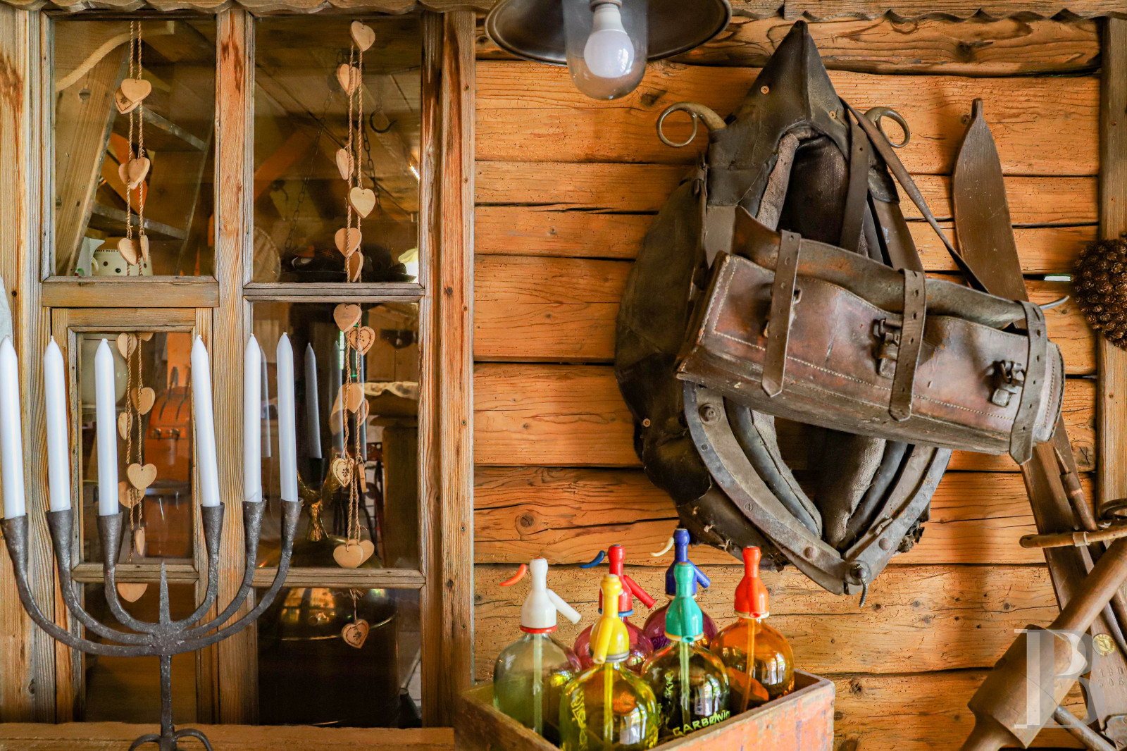 A traditional chalet barn surrounded by alpine pastures in Haute-Savoie, not far from Morzine - photo  n°11